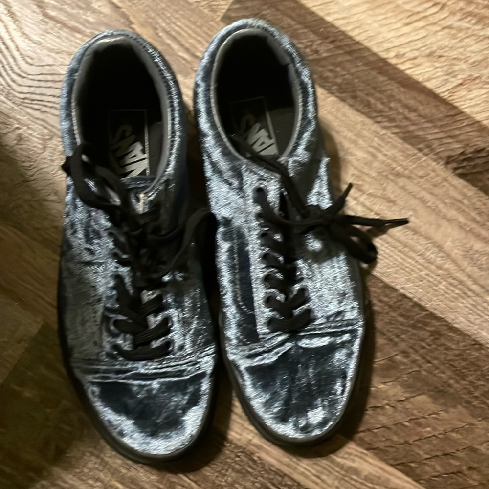 Blue Velvet Vans. Size 8 Women’s. Size 6.5 Men’s. Good preowned condition.
